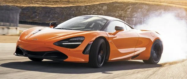 McLaren 750S 2023 2