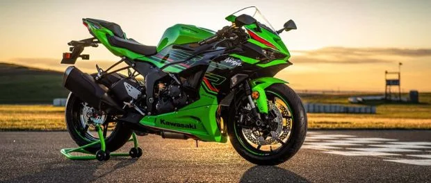 Kawasaki Ninja ZX-6R 2024 1