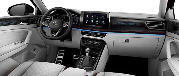 SUV de Volkswagen basado en el Tayron interior